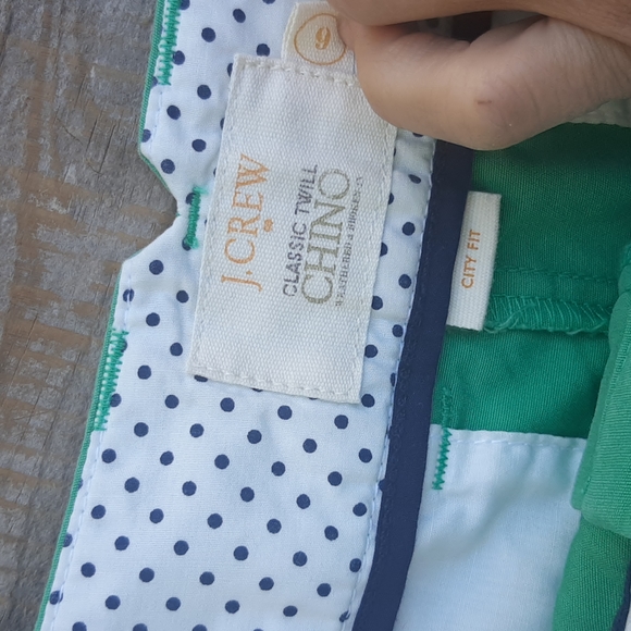J.Crew green shorts, size 6 - Picture 3 of 4